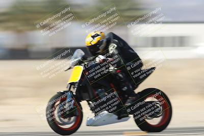 media/Dec-01-2025-Moto Forza (Mon) [[2daa91e15f]]/1-Advanced Group/Session 3 Turn 3 Exit Bump Pans/